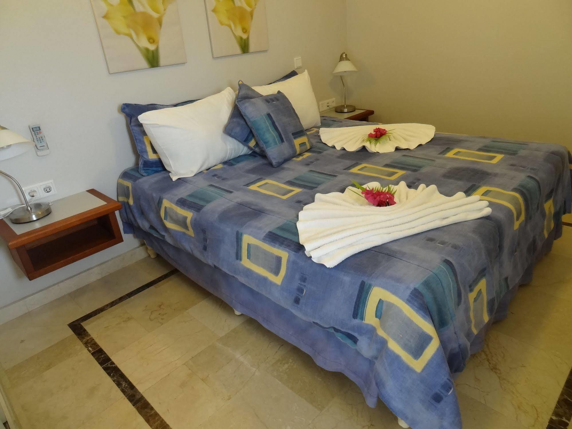Bonaire Seaside Apartments Esterno foto
